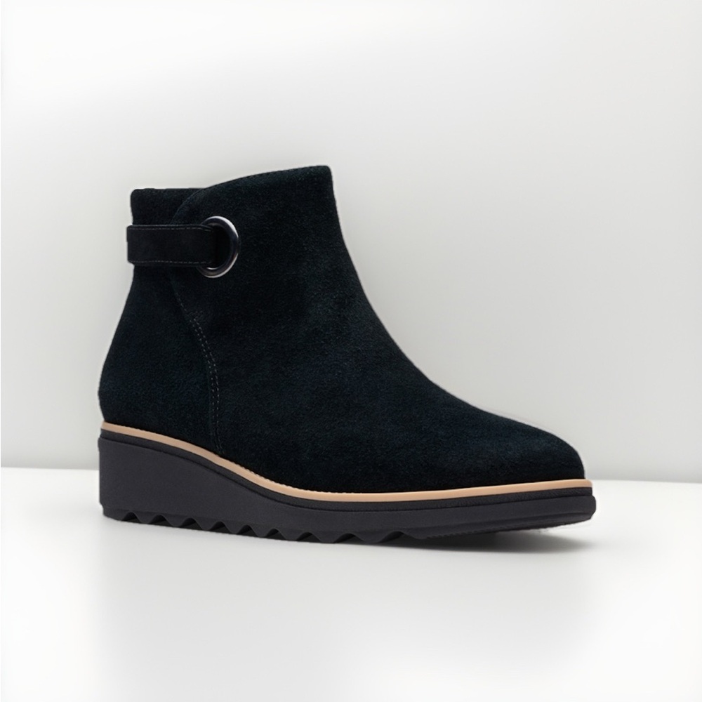 Clarks Collection Women's 7 M Sharon Spring Boot Black Suede Wedge Side Zip Shoe - Picture 1 of 8